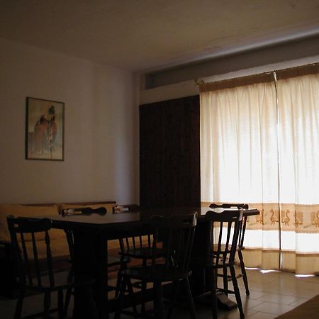 Residence Spiaggia Bianca Golfo Aranci Exterior photo