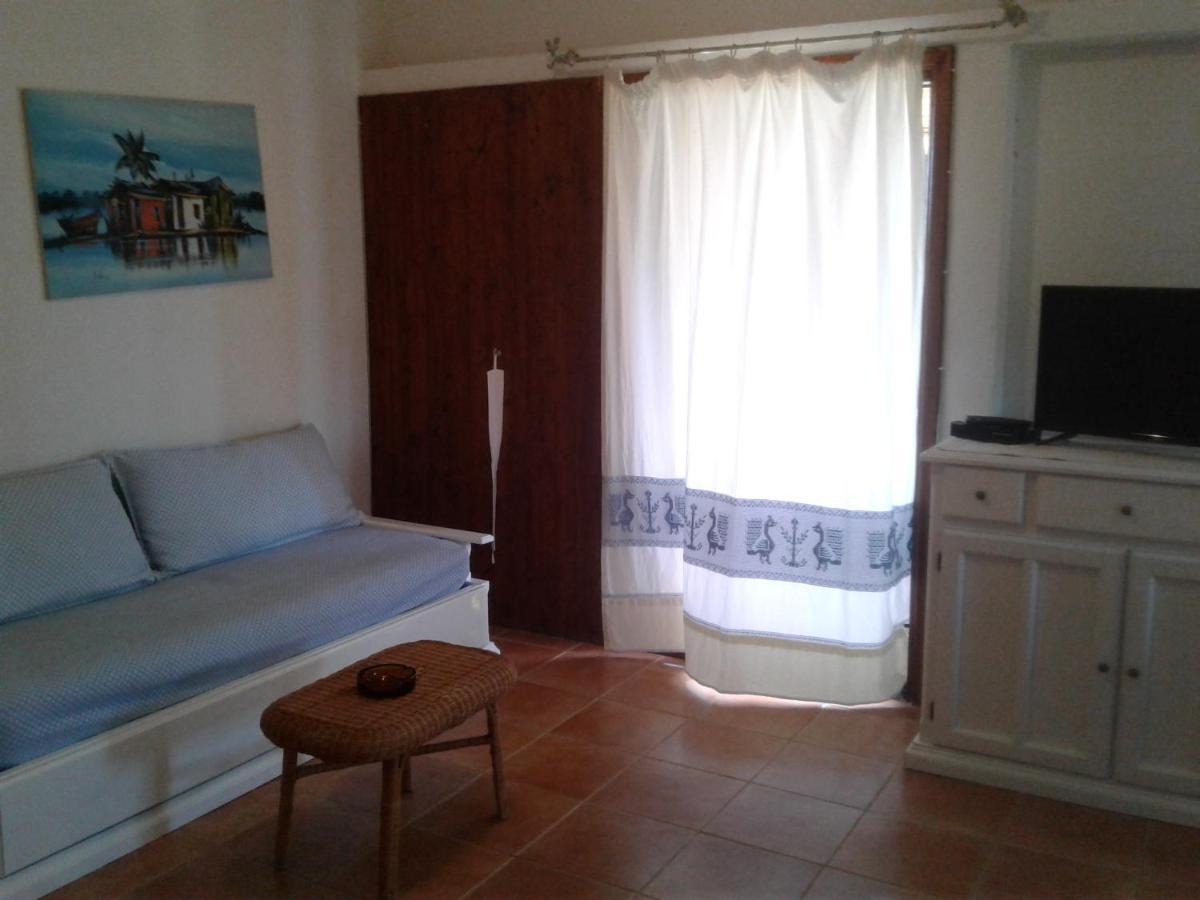 Residence Spiaggia Bianca Golfo Aranci Exterior photo