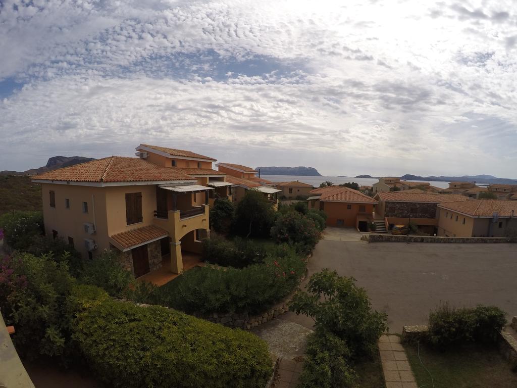 Residence Spiaggia Bianca Golfo Aranci Exterior photo